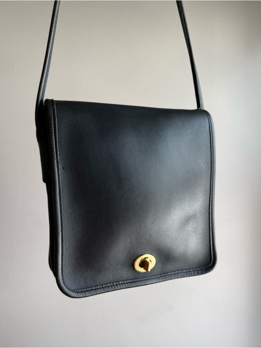 Coach Compact Pouch Style 9620 Navy USA